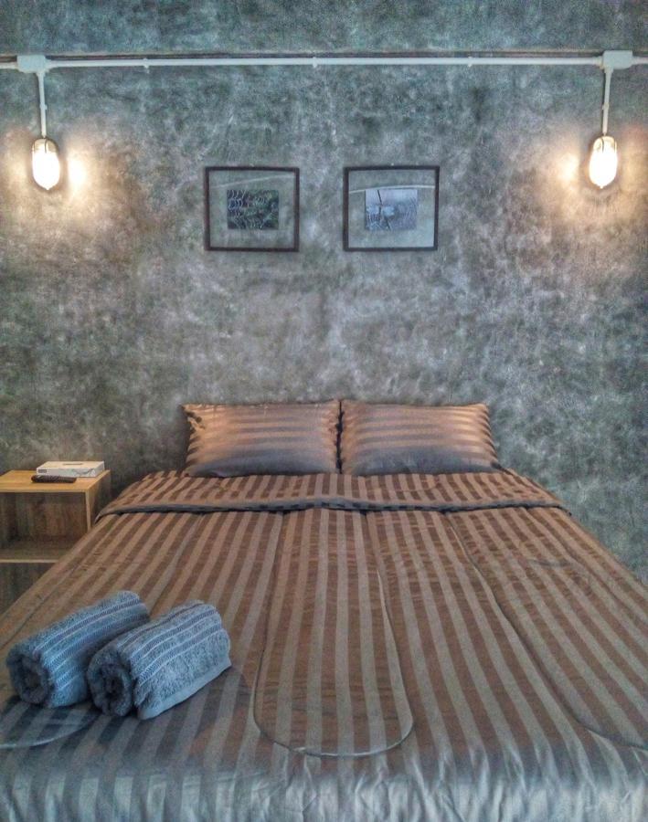 فندق 4Hearts Loft House سوراثاني المظهر الخارجي الصورة