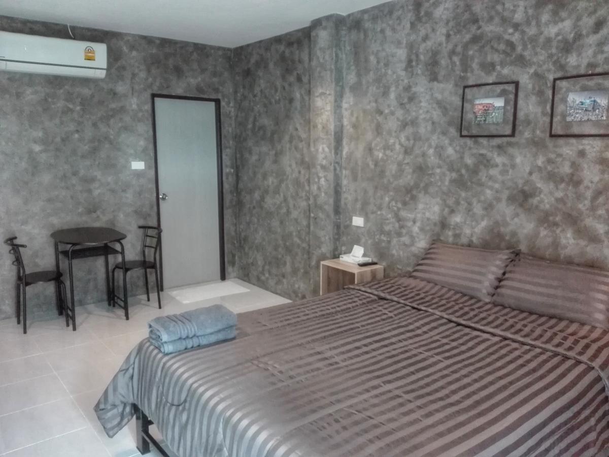 فندق 4Hearts Loft House سوراثاني المظهر الخارجي الصورة