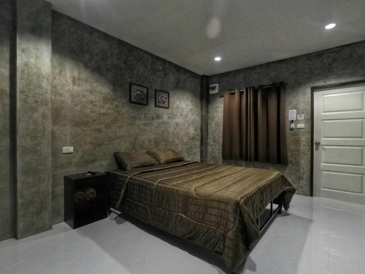 فندق 4Hearts Loft House سوراثاني المظهر الخارجي الصورة