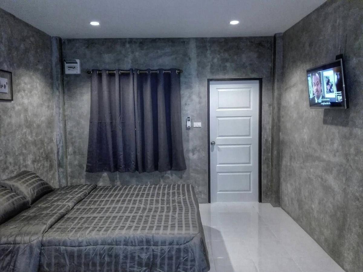 فندق 4Hearts Loft House سوراثاني المظهر الخارجي الصورة